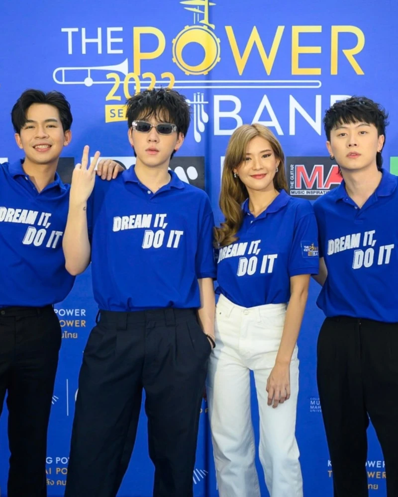 ‘บีน นภสร – SLAPKISS’  โชว์ซิงเกิล ‘ถ้าเธอไม่ไหว’ รับตำแหน่งไอคอนคนใหม่ พร้อม POLYCAT มาเสิร์ฟความสนุกในแถลงข่าว ‘THE POWER BAND 2022 SEASON 2’